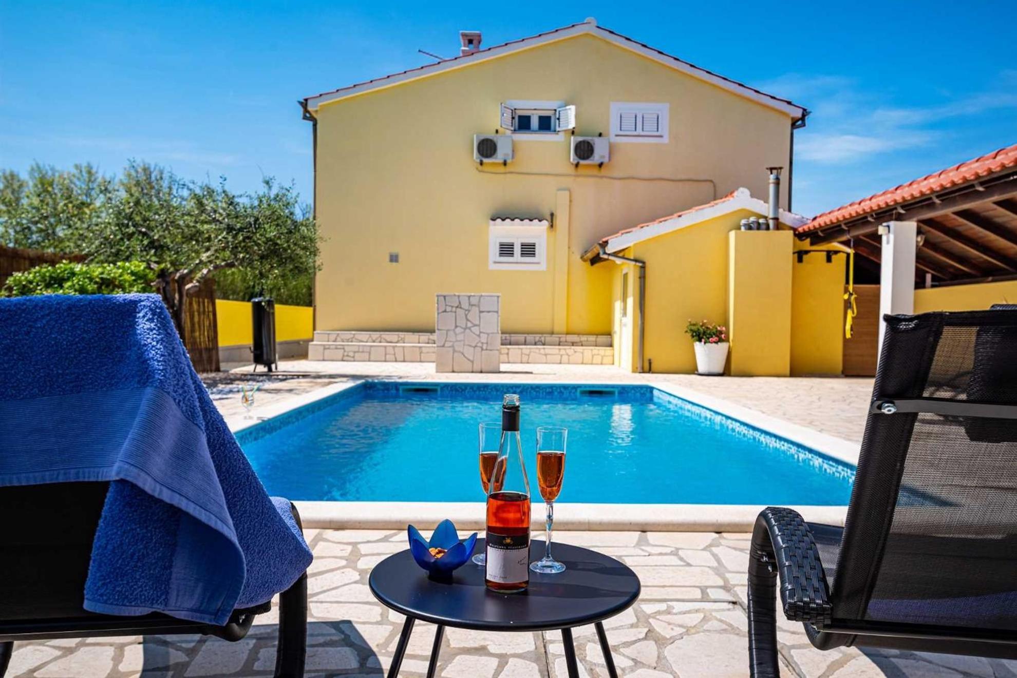 Apartment House Simoni With Pool, Zadar County Privlaka  Esterno foto