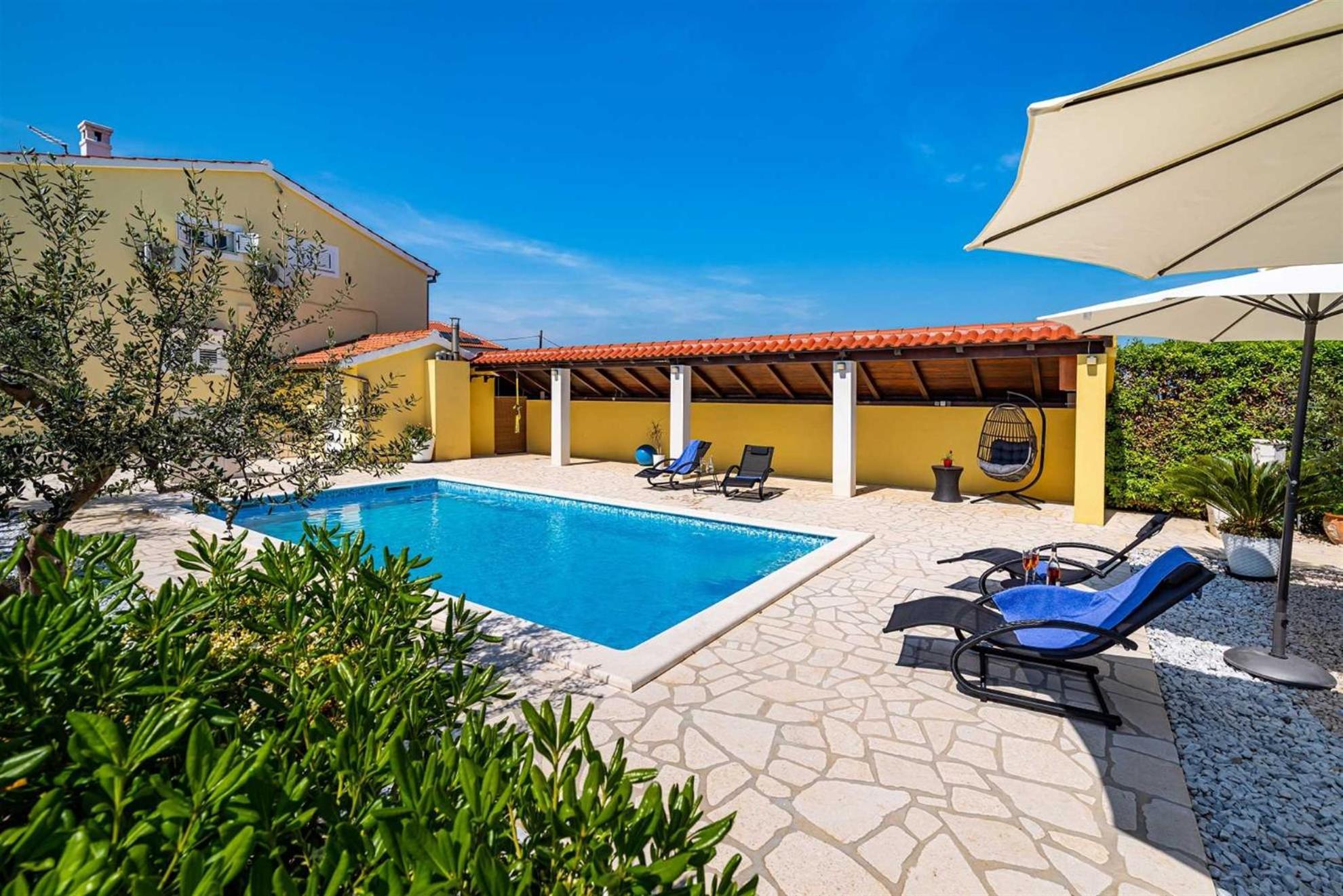 Apartment House Simoni With Pool, Zadar County Privlaka  Esterno foto