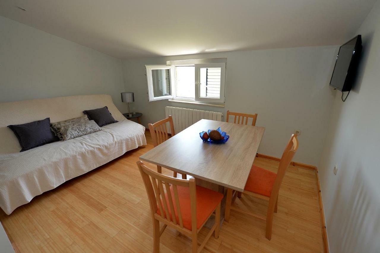 Apartment House Simoni With Pool, Zadar County Privlaka  Esterno foto
