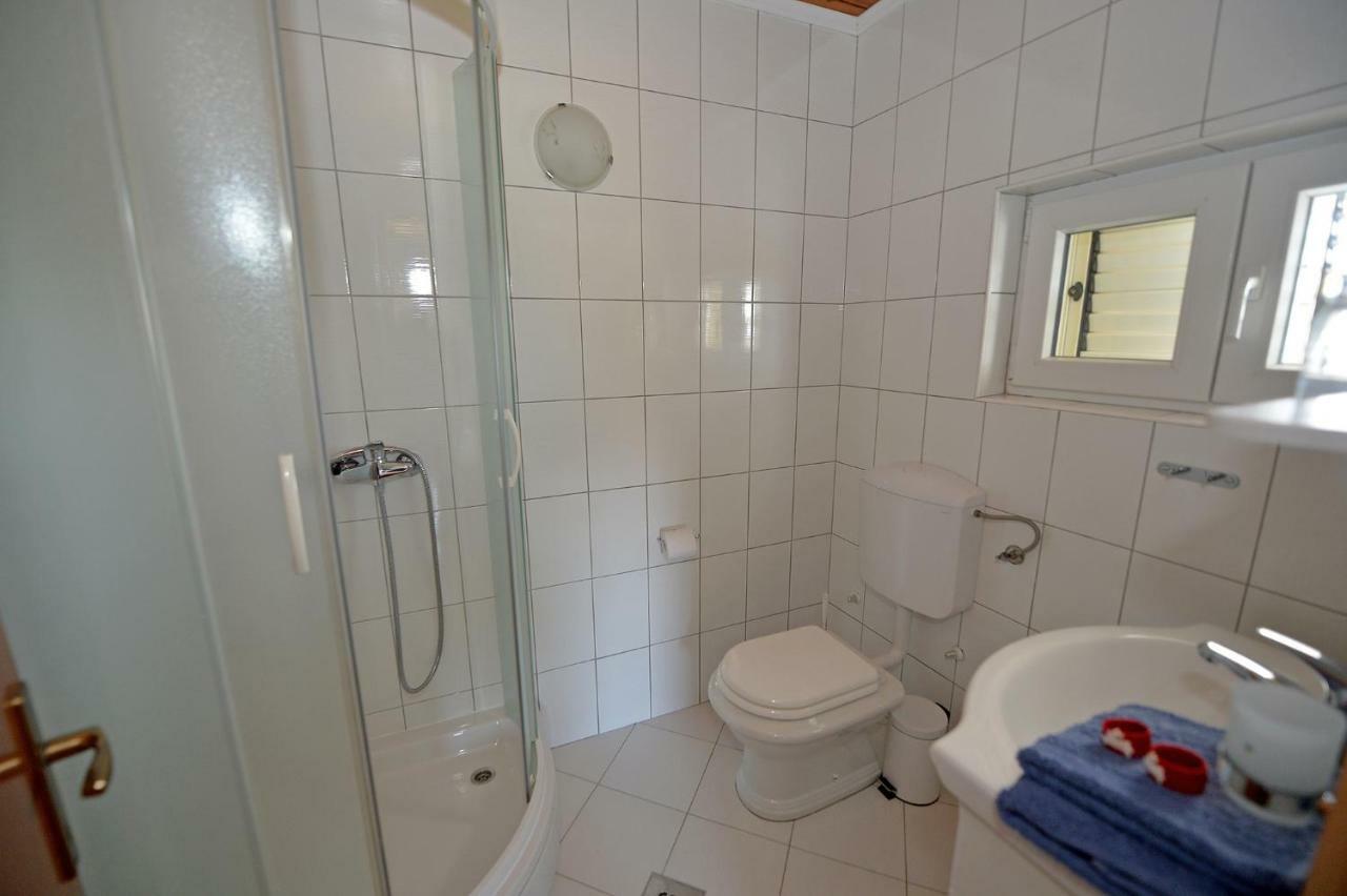 Apartment House Simoni With Pool, Zadar County Privlaka  Esterno foto