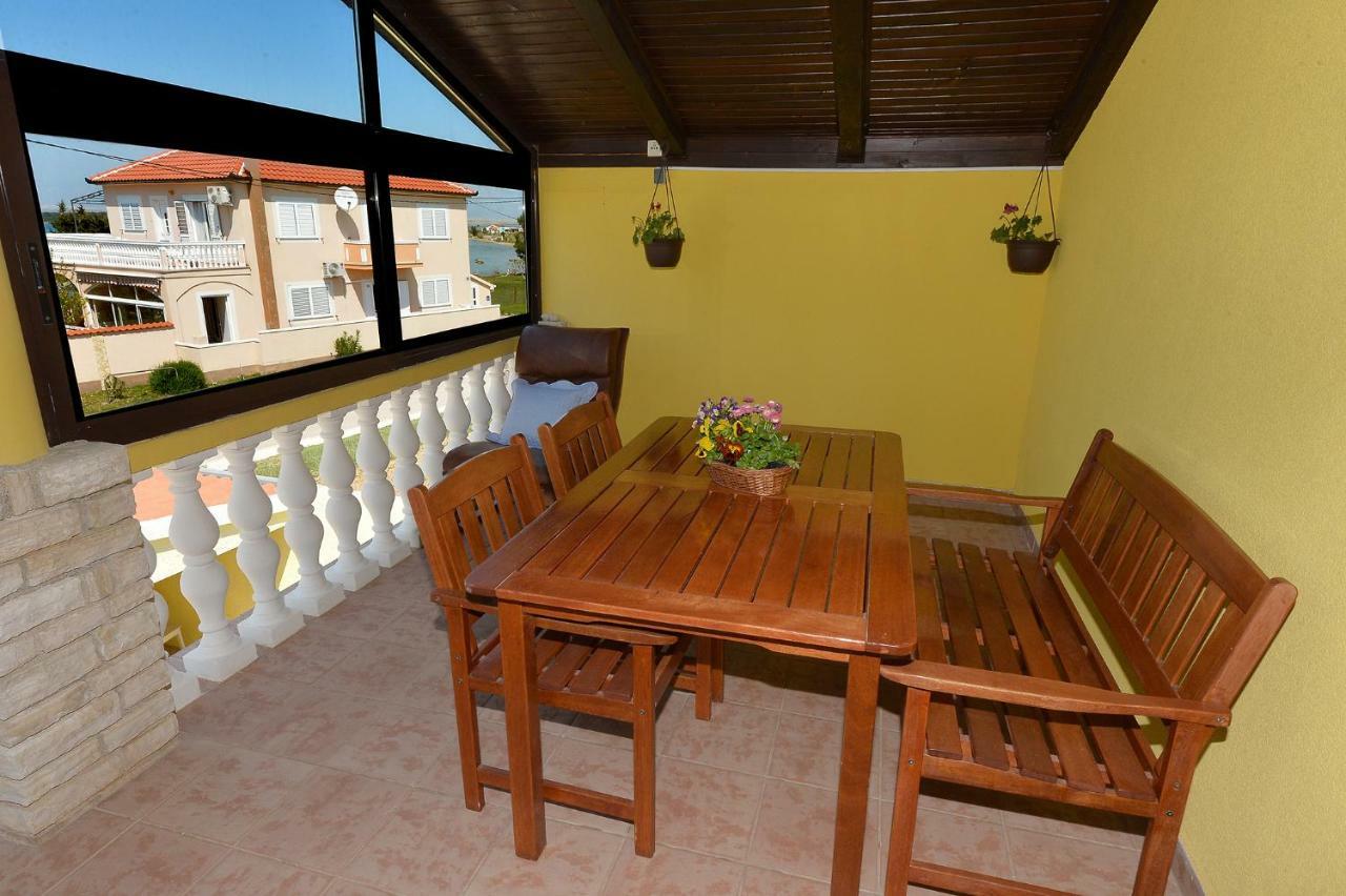 Apartment House Simoni With Pool, Zadar County Privlaka  Esterno foto